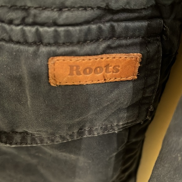 Roots navy jacket - Picture 2 of 3